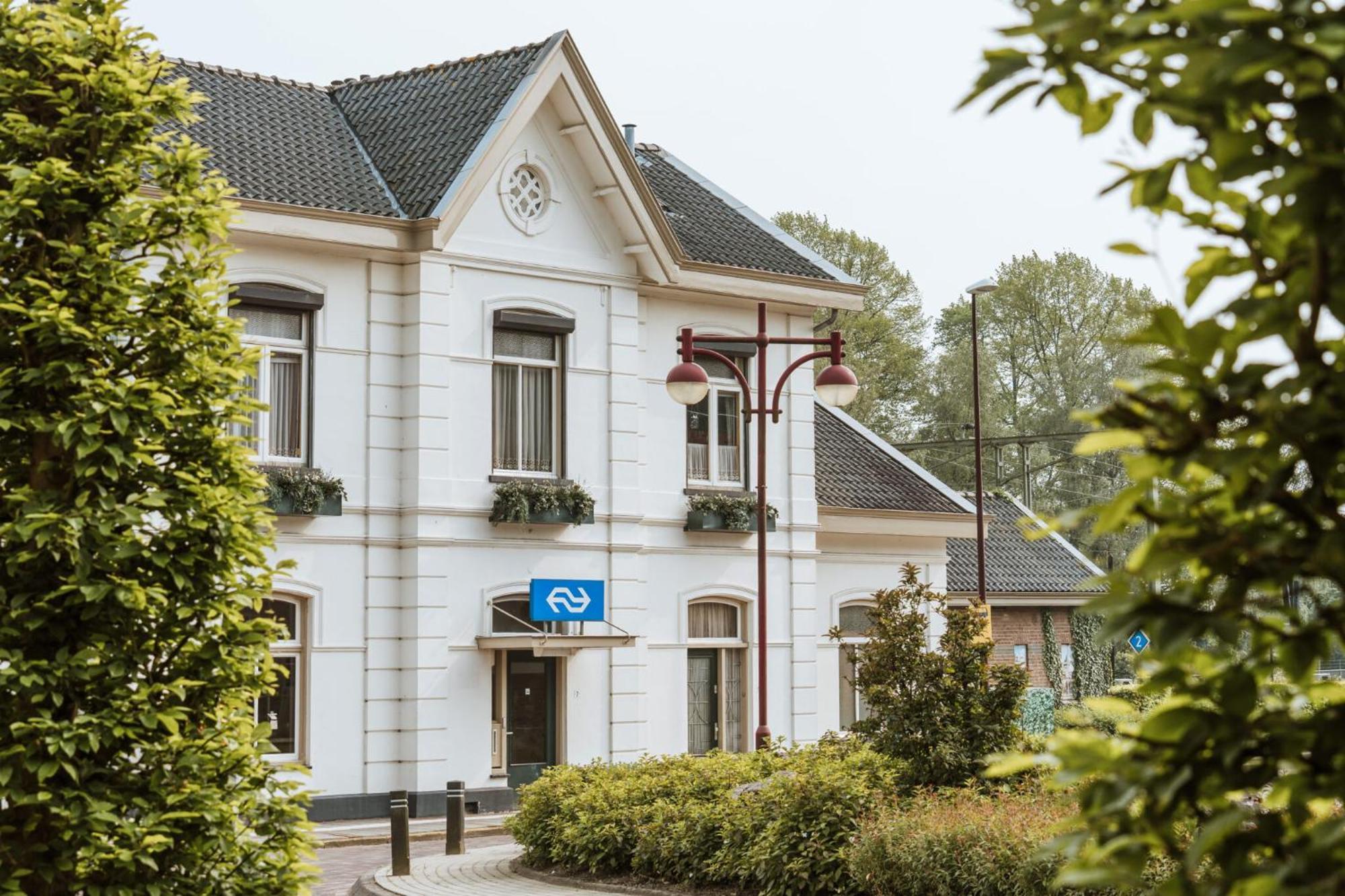 Antonius Hoeve Chalets Oudenbosch Exterior photo