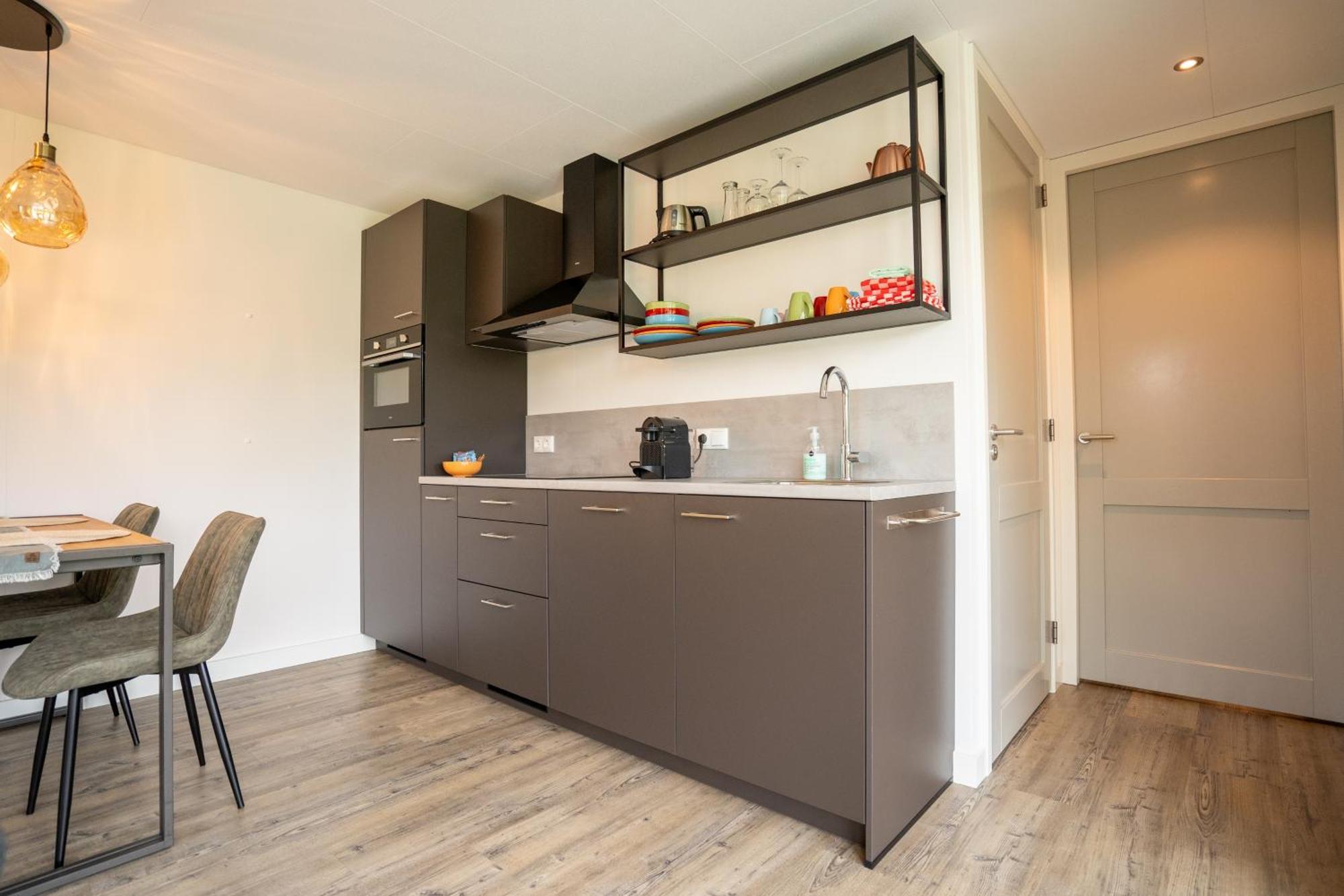 Antonius Hoeve Chalets Oudenbosch Exterior photo