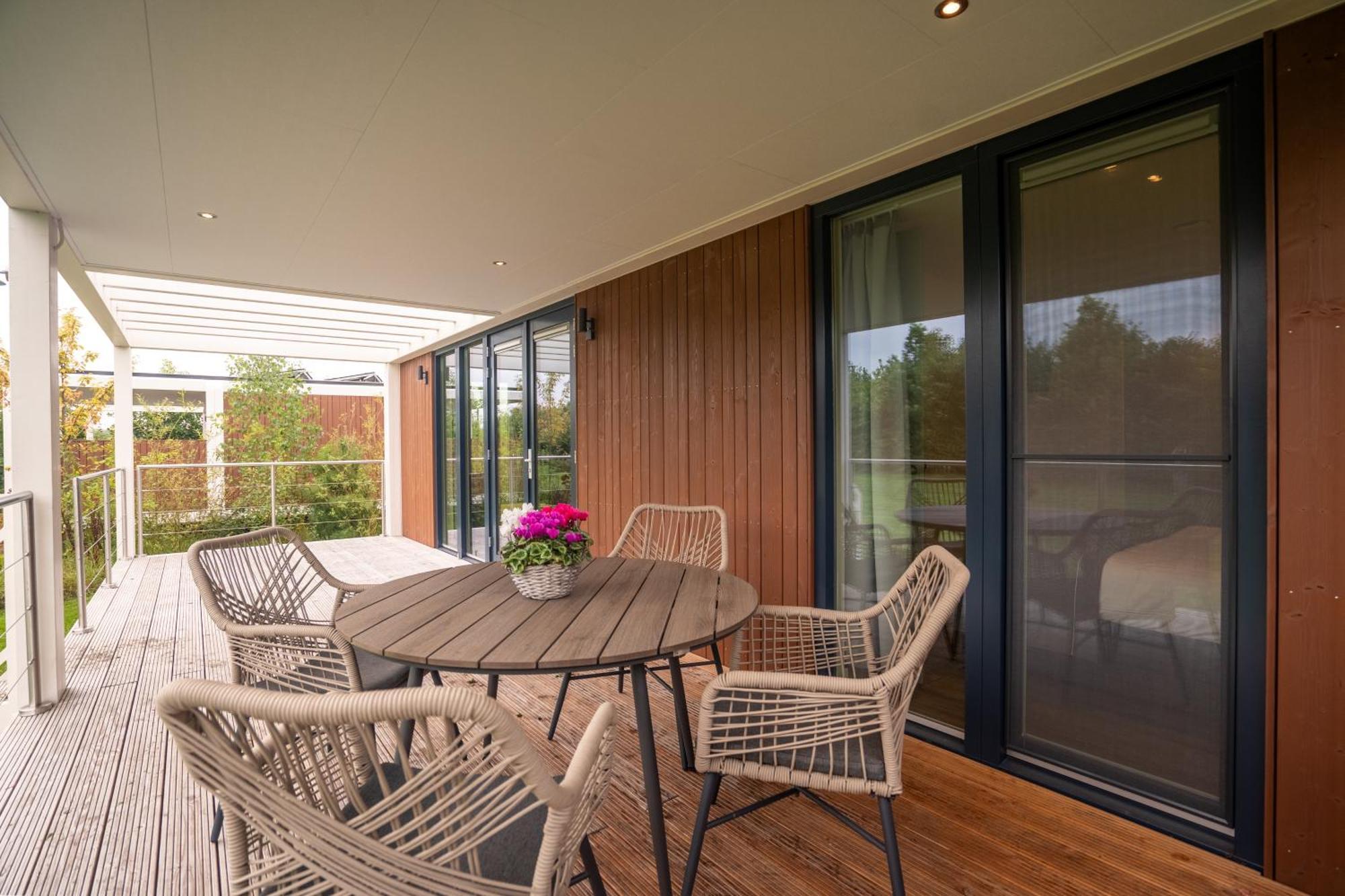 Antonius Hoeve Chalets Oudenbosch Exterior photo